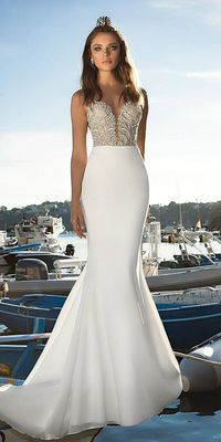 This wedding dress is just amazing! #destinationweddingplanner #weddingideas