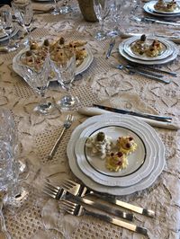 Alberelli al tonno e vol au vent al salmone