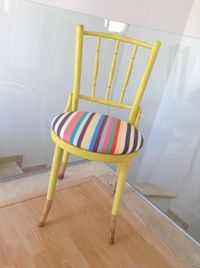 Silla reciclada/restaurada, original para darle un toque divertido a un escritorio o para muchas otras opciones.