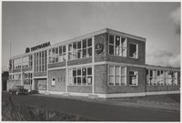 Haarlem 1962 Stephensonstraat hoek Rutherfordstraat. Pharmaceutisch bedrijf Propharma.