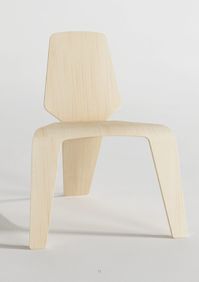 Three Legs – Chair – Mario Franco
