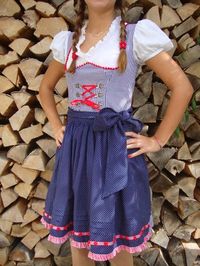 MODEWERKSTATT HT: Ein neues Dirndl wurde gewünscht...