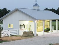 #Small #horse #barn #storage #Open #stalls #animals #Horse #abierto #Design #Decor #ideas #caballos #diseño #decoracion #horses #view #pesebreras #cavalos #kisakiclub #Almacenamiento