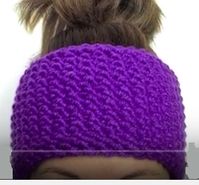 Learn to loom knit this good-looking seed stitch headband in this new loom knitting tutorial by Tuteate. This is one of my favorite loom knitting professionals to follow because of how easy their l…