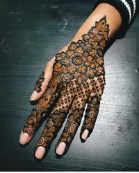 Just Browse here and see the Latest Bridal Mehndi Designs. #mehndi #mehndiDesigns #mehendidesignsforhands #simplemehndiDesigns #mehndiUnique #mendiforkids #arabicmehndiDesigns #henna #mehandiart #hennaart #hennatattoo #uniquebridalmehndidesigns #mehndiideas #trendingmehndidesigns #arabicmehndidesigns #hennainspiriration #mandalamehndidesigns #mandalamehndi #bridemehndi #bridalmehndi #simplemehndiideas #mehendi #mehendidesigns #hennadesigns #bridalmehendi #latestmehendi #whitehenna #arabicmehendi