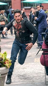 Jon Bernthal Photos - Jon Bernthal is seen on the set of 'The Punisher'. - Jon Bernthal Photos - 12 of 610