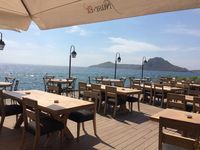 Nusr-Et Steakhouse (Yalıkavak, Bodrum) için menü, fiyat, telefon, adres, ortam, çalışma saatleri, rezervasyon ve daha fazlası... #mugla #bodrum #yalikavak #nusretsteakhouse #finedining