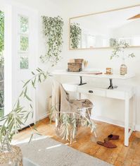 You Won’t Believe this Venice Beach Family Home is Less Than 400 Square Feet