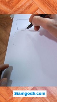 @siamgodh 🎨 Comparto estas 10 versiones de muñecos zombis sencillos y fáciles de pintar en acuarela, tempera o pintura acrílica, para decoraciones en Halloween, puedes usarlas para tarjetas, o pintarlas y cortarlas para decorar paredes, carteleras o portalápices. 😊 Regala un like y un comentario si te gusta esta obra. Artista: Siamgodh web siamgodh.com #watercolor #acuarela #zombi #watercolorhalloween #Halloween #HalloweenWallpaper #HalloweenDibujos #HalloweenDecoraciones