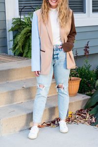 Fall Outfit Idea: Color-block Blazer and Straight-leg Jeans. | LSR