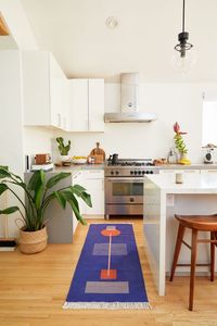 Our signature Metronome design in a delightful palette of cobalt, Nantucket red, pink, and white. The perfect runner for a hallway or kitchen. Also available in a cute 2x3 for the bathroom or next to your bed. Reversible cotton flatweave rug.
