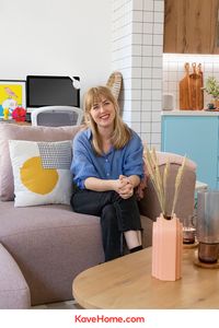 Moderna de Pueblo (@modernadepueblo) is a unique Spanish comic artist. We get to discover her style and her favourite Kave Home pieces. - In the Kave of Moderna de Pueblo. #Home #Ideas #Decoration #Design