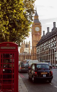 What makes London London - Big Ben, cab, phone box