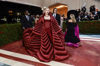 met gala 2022 gigi hadid - Google Search