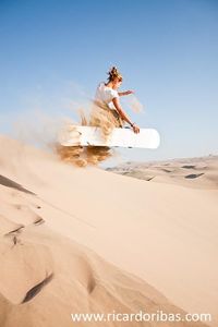 ¡Este 2020 recuerda que estás a la altura de conquistar nuevos retos! Aquí te dejamos los 5 mejores destinos para irte de viaje un fin de semana. #rapel #sandboarding #puentescolgantes #camping #rafting #surf
