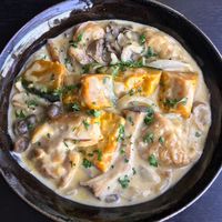 寒い季節においしい!旬の食材とも相性抜群な「クリーム煮」のアレンジレシピ | おうちごはん