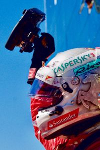 2018/11/8: Twitter: @JMD_helmets : 3 Winning Helmets #BrazilianGP 🇧🇷 2017, 2013, 2010 #Seb5 #Vettel