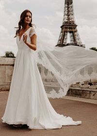 Descobre as propostas da nova coleção Cymbeline para 2021 e encontra o teu vestido de sonho! #casamento #noiva #vestidodenoiva #coleção #tedência2021 #vestidoprincesa #vestidosereia #modanupcial #cymbeline #casamentospt