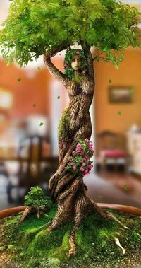 Mujer árbol I found this sculpture interesting b/c i like how the lady was used to represent the tree,and also how she represents mother nature.