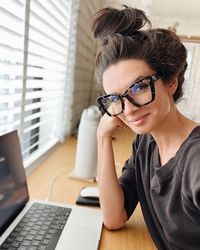 Alice Greczyn on Instagram: "You know I’ve gotta break up the glam in my feed. Reminder that my day job is writing and here’s what I look like most days.* (Not pictured: Boone curled up beside me, my mismatched fuzzy socks, and unopened mail.) #Bluelightblockingglasses for the win, courtesy of @hipoptical. 🤓 *minus the makeup I slapped on for a self-tape audition this morning."