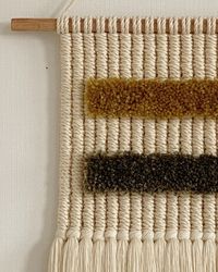 LET BE l DIY macrame & weaving on Instagram: "💛 - 마크라메 월 행잉🌿 세로 감아매기 매듭과 리아 기법을 사용해서 마크라메 월 행잉을 만들어 보았어요. 이 작품을 유튜브 채널에 업로드 할 예정입니다!🤩 - Macrame wall hanging🌿 I made a macrame wall hanging using vertical clove hitch knot and rya weave. I’m going to upload this work on my youtube channel!🤩 - #렛비 #마크라메 #마크라메월행잉 #섬유공예 #매듭공예 #집꾸미기그램 #방꾸미기 #벽장식 #월데코 #letbe #macrame #macramewal
