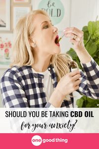 Curious about CBD oil? Here's a quick and easy introduction! You'll learn everything you need to know about what it is and and how to use it here.