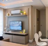 56. Sala de apartamento pequeno decorado com parede cor de camurça – Foto: Braccini + Lima Arquitetura #corcamurça #corcamurçaparede #corcamurçaparedesala