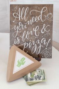 Cute Pizza Wedding Favor for Rustic Western Wedding