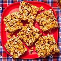 Spiced Marshmallow Popcorn Bars Recipe | Bon Appétit