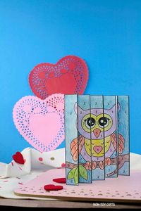 Valentine's Day agamograph animal craft for kids: owl and narwhal. Color, cut and fold