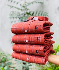 😍😍😍😍😍😍😍😍 *Brand RL POLO* *Check Shirts* *3Awesome colours* *7A QUALITY* *Twill COTTON* *QUALITY PRODUCT* *Stuff cotton* *Double washed* *Regular FIT* *SIZE= M L XL XXL* *With single packing* *PRICE=620 Free delivery *Note :All stock With single packing* *100% Quality* *Open orders* 😍😍😍😍😍😍😍😍😍 😍😍😍😍😍😍😍😍