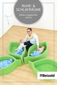 Nach einer langen Spielstunde brauchen Kinder eine Pause. Für die Gestaltung von Ruhe- & Schlafräumen findest du bei uns eine große Auswahl an Krippenbetten, Liegepolstern, Schlafsäcken und weiteres Zubehör für einen erholsamen Mittagsschlaf. Jetzt entdecken >