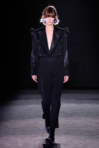 Yiorgos Eleftheriades Barcelona Automne-Hiver 2020-2021 - Défilé | Vogue Paris
