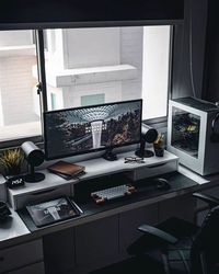 We've compiled the best office desk setup ideas, ergonomic desk setups, and gaming setup for you! All images were sourced.