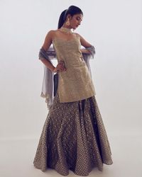 Prémya by Manishii on Instagram: "“Girls who twirl are the happiest “ Multi chanderi skirt paired with Banarasi kurti paired with hand embroidered organza dupatta Talent @cocoaberrytalent33 @allylovesgym @anjli_raut_cocoaberry Photographer @kadamajay Styled and makeup @makeupartist_sakshisethi Hair @akanksha9singh Jewellery @manoj.ornaments Assisted by @by_janvi @malavikad19 #supportindiandesigners #vocalforlocalindia #dailyminimalstyle #lovelydailyfits #minimalarchive #discoverunder5k