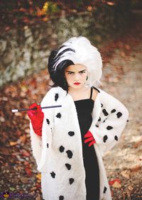 Lindy: My 6 year old daughter, Addie, decided she wanted to be Cruella Deville this year. We cut and sewed an old black prom dress down to her size, made a...