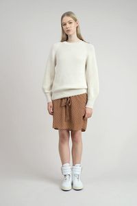 100% alpaca wool sweater Moment in natural white. Warm and comfy!