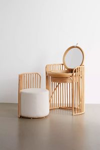 Elise Vanity And Stool Set | Urban Outfitters