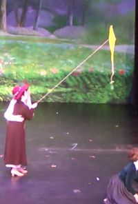 use thin pole and join to kite as seen