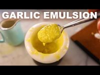 How garlic can emulsify sauces (aioli, alioli, allioli, aïoli, toum, etc) - YouTube