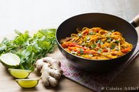 One pan pasta végétarien aux saveurs asiatiques, rapide, économique et délicieux!