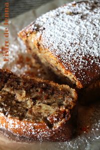 Cake au yaourt, noisettes et chocolat