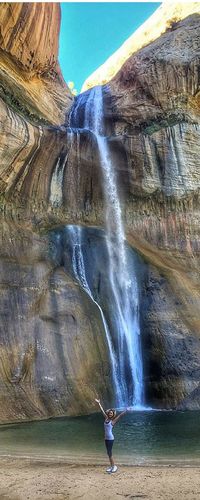Secret waterfall in Utah near Bryce Canyon called Lower Calf Creek, at the end of a scenic hike!