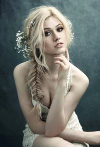 Katherine McNamara played Clary Fray in Shadowhunters #KatherineMcNamara #ClaryFray #Shadowhunters