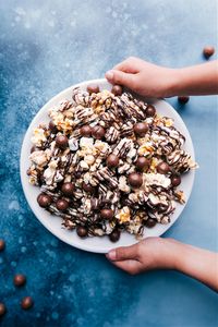 Chocolate Popcorn (Bakery Style!) - Chelsea's Messy Apron