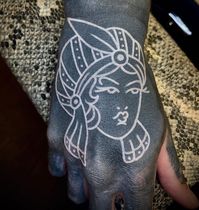 #blxckink #blxckink_usa #usatattoo #tattoousa #lasvegastattoo #tattoolasvegas #whiteonblacktattoo #nevadatattoo #tattoonevada #tradtattoo