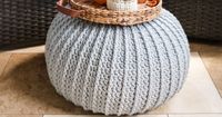 Free crochet floor pouf tutorial with step-by-step video. Ribbed style floor pouf with easy drawstring insert made from 2 pillow cases.