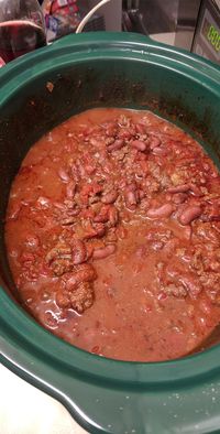 Making chili is about as easy as it gets. Sure, the masters really try and make it complicated and turn it into a voodoo science.