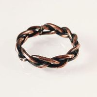 Braided copper rings by Caltha #ring #copper #minimalism #jewelry