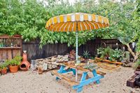 Vintage appeal...eclectic patio by Sarah Natsumi Moore